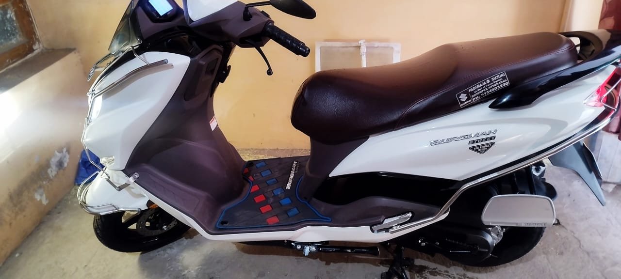 Burgmam urgent sale 